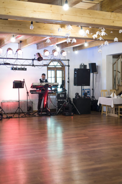 Sala taneczna z parkietem